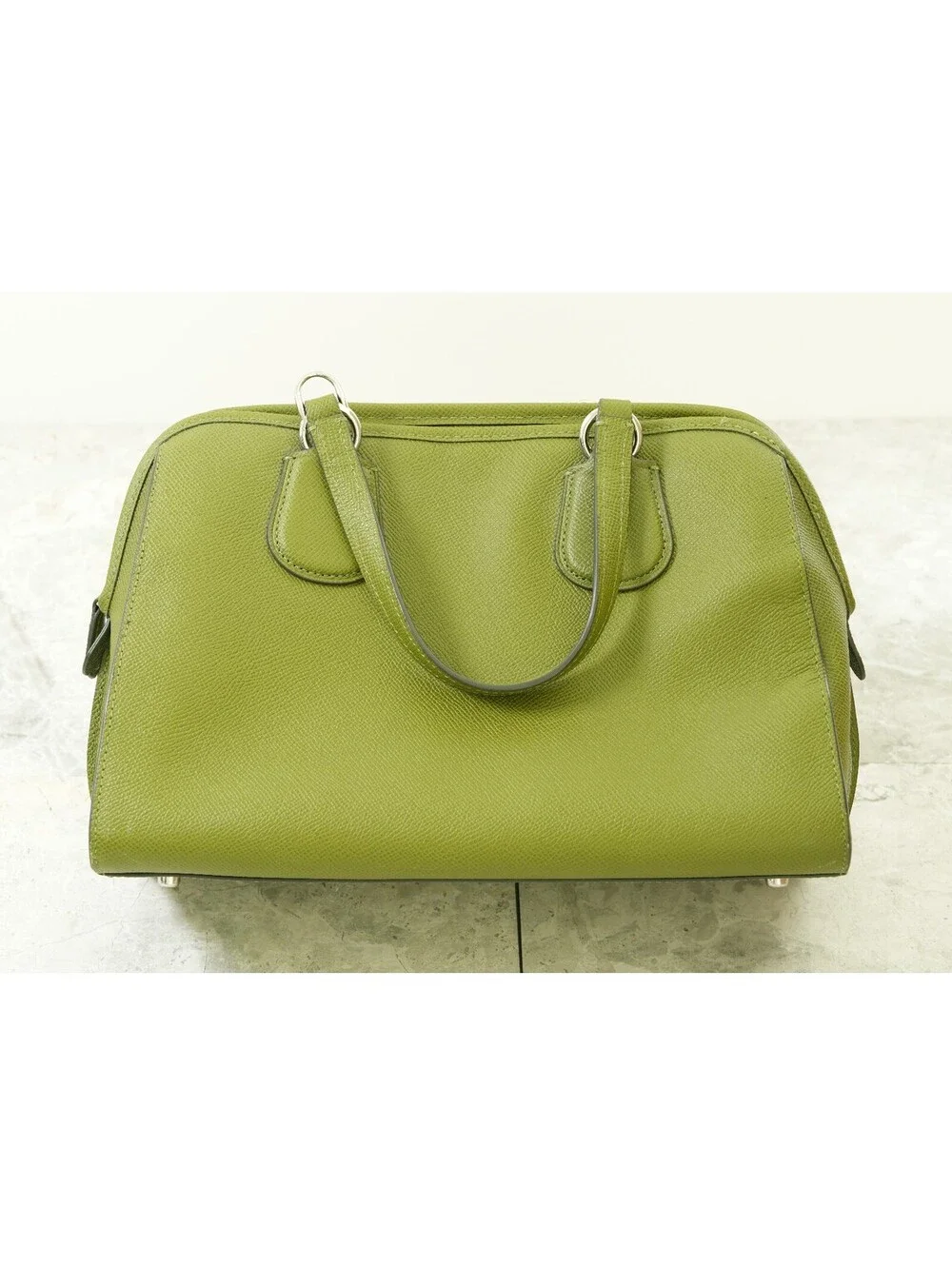 Coach elegant authentic